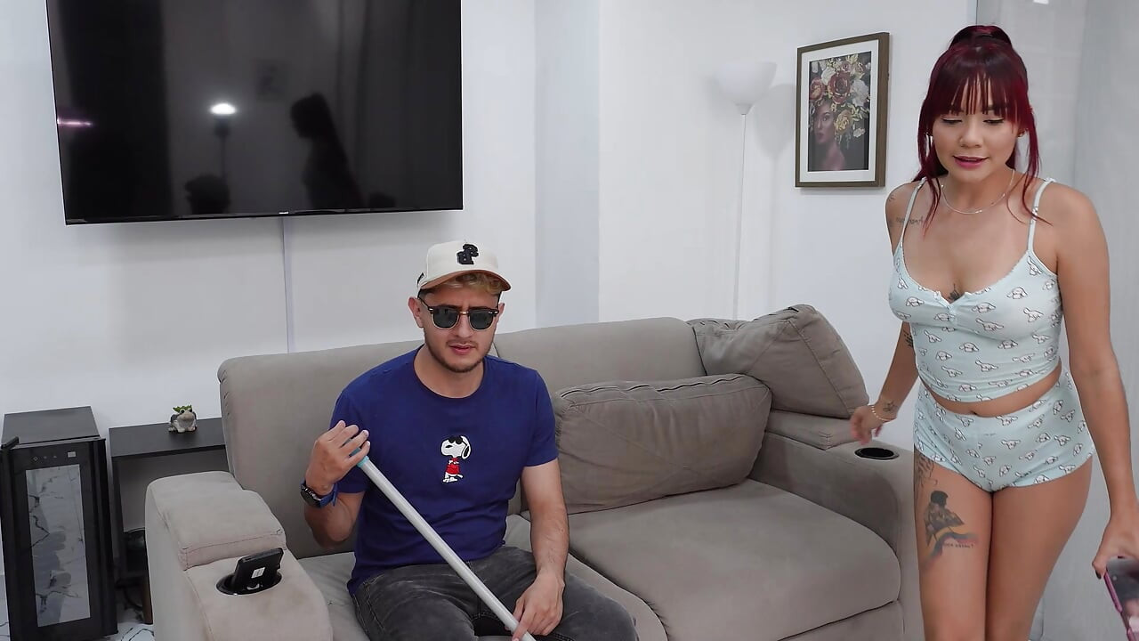 I Fucked My Sisters-in-law in the Middle of a Meeting, They Fuck Better Than My Girlfriend