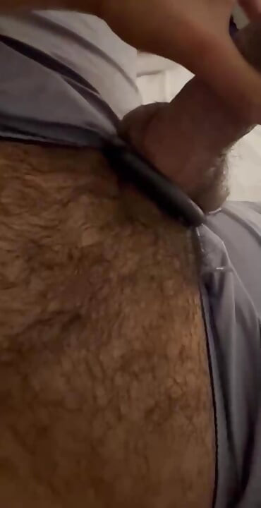THICK ARAB COCK BULGE MASTURBATION