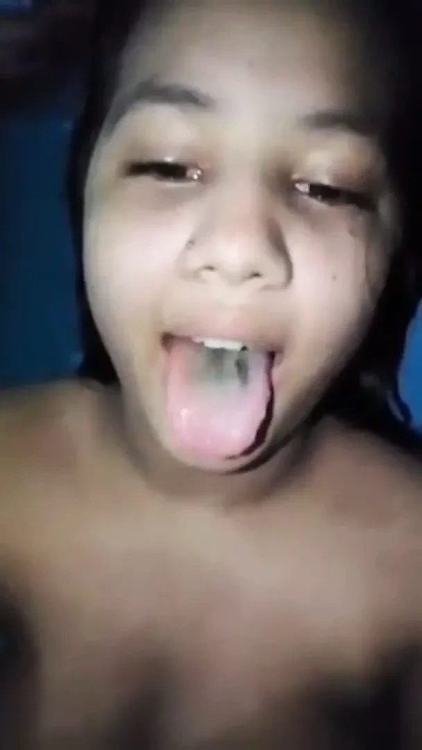 Bangladeshi Sexy Girl showing boobs and Pussy 2