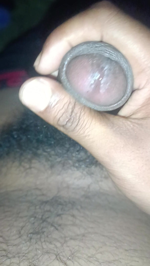 Agar kisi ledis ko ass and pussy chatwana hai to comment kare