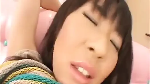 Minik vücut büyük kıvrımlar - h cup güzellik aya kötü becerilerle kontrolü eline alıyor - 4