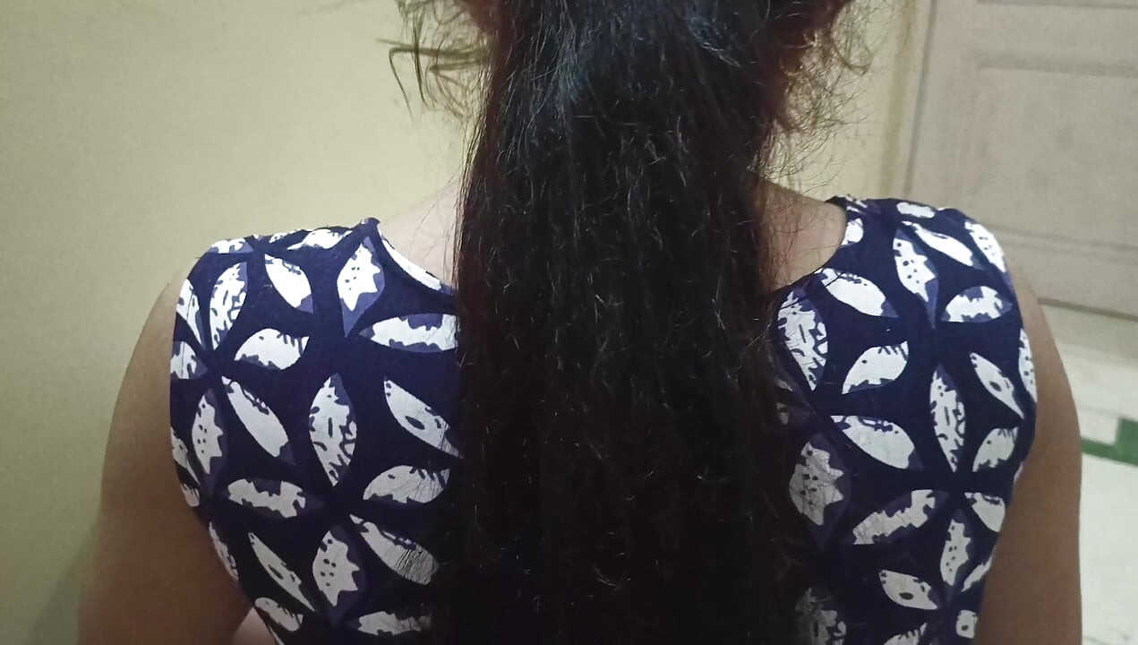 แขกสาววิทยาลัยอินเดียเย็ดวันพิเศษกับแฟนหนุ่ม วิดีโอเย็ดภาษาฮินดีใหม่ XXX