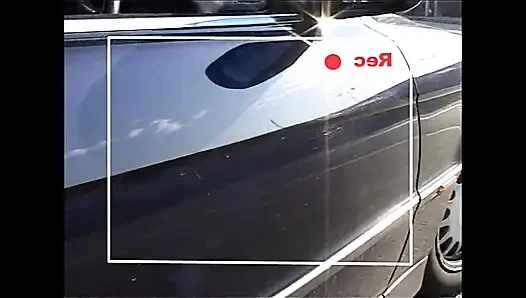 Sopir truk ngajak ngentot pantat tante seksi ini pakai kondom sampai dicrot di perut