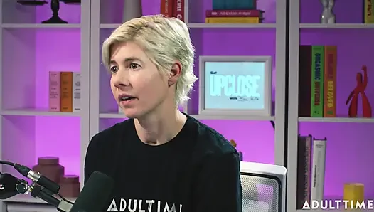 Hailey Rose: Tumblr, Swingers & the Cereal Incident | the Adult Time Podcast