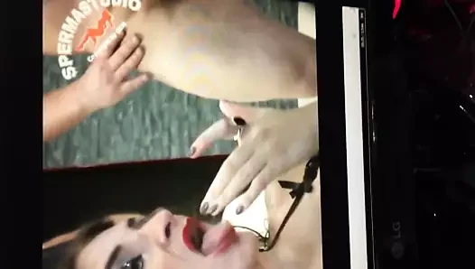 Bir çok arasında boşalmak için haraçgirl vera