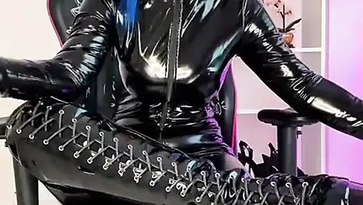 Видео HelloKitty0101