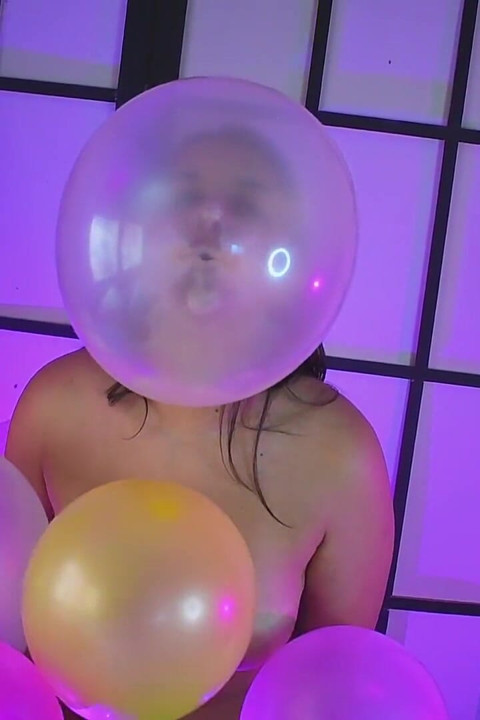 Heliumballoner og tyggegummi tænder mig - Bunny Looner