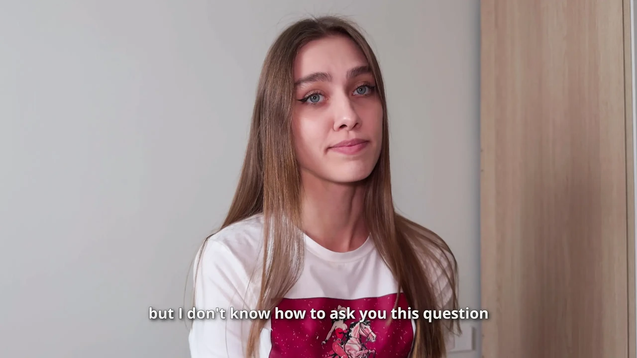 Step sis gave me a blowjob while getting ready for the date.