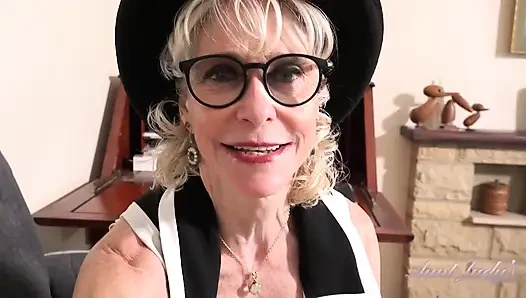 Auntjudys - Your Mature GILF Boss Dee Lite Sucks Your Cock at the Office