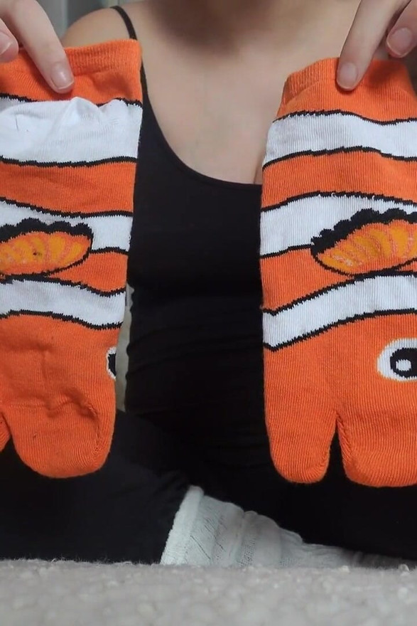 My Stepsister Tries Out What It's Like to Wear Japanese Tabi Socks and Then Plays with Her Feet and Toes