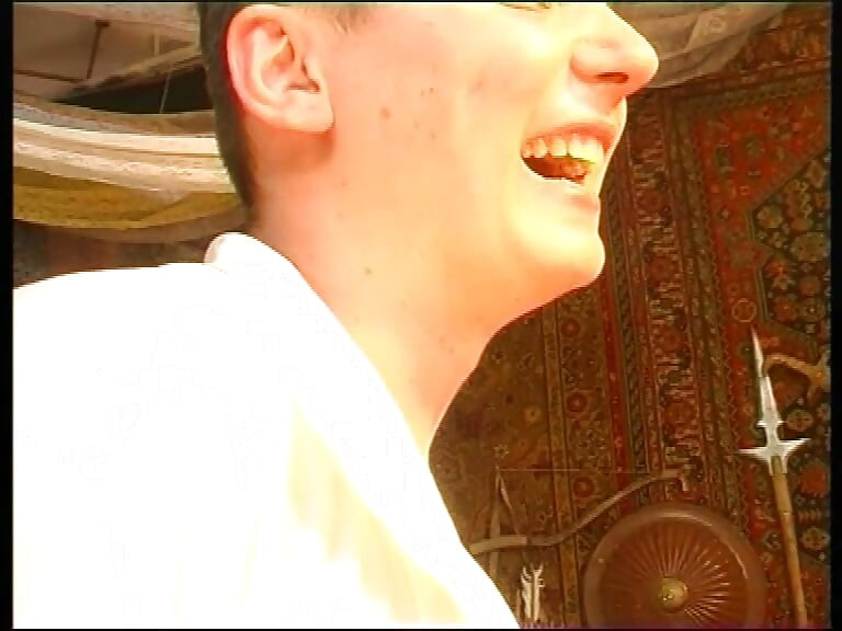 Stilettolar Ve Tıraşlı Seks - (Tam Film)