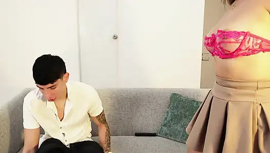 Der Professor hilft mir, mein Semester im Austausch für Sex zu retten