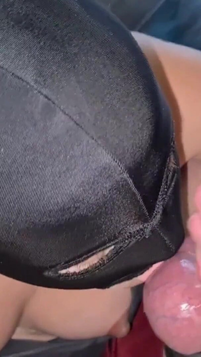 Blowjob sarung tangan - mengisap dan meludah - kontol dan peler | Klip 3