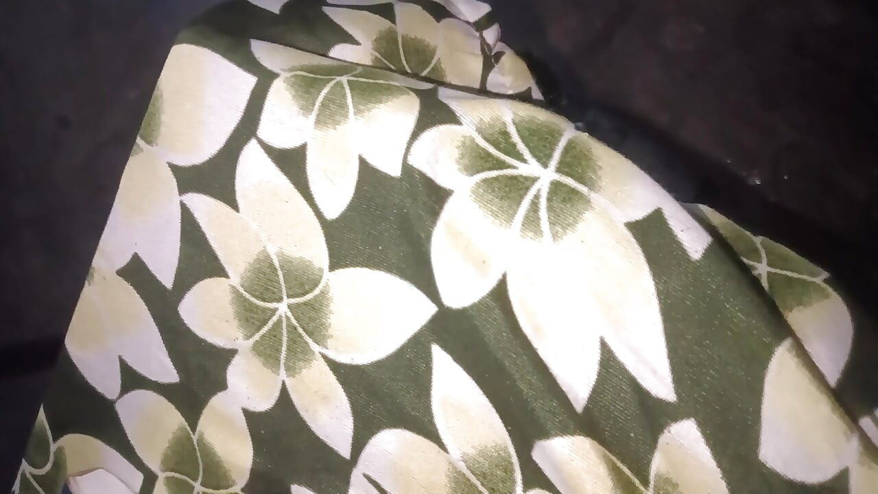 Indian Desi Step sister Mouth Filled with CUM and mouth fucking in desi style blowjob