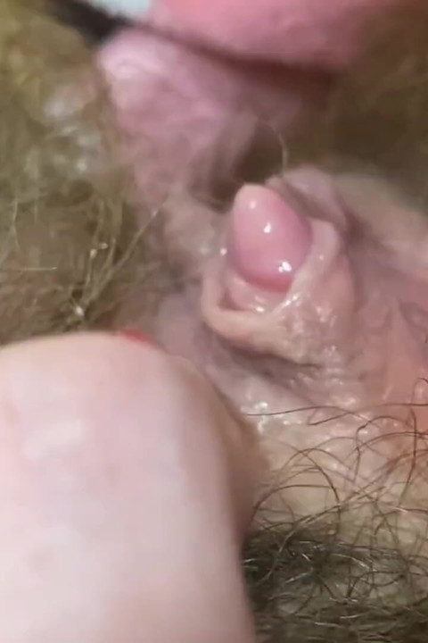 Hardcore clitoris orgasm closeup