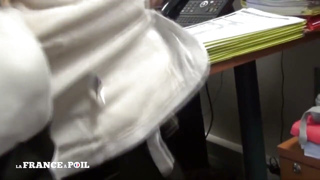 Secretary gets hard anal pounded by a taxi driver