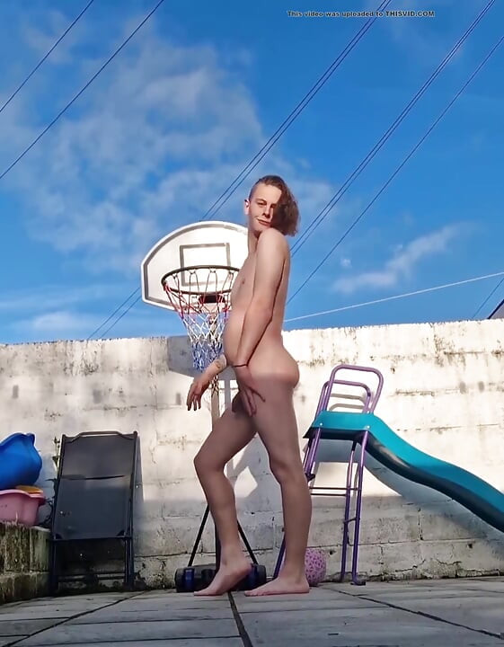 Risky Outside Public Nude Photoshoot in My Neighbours Garden UK/british Real Amateur Homemade Shemale Teen