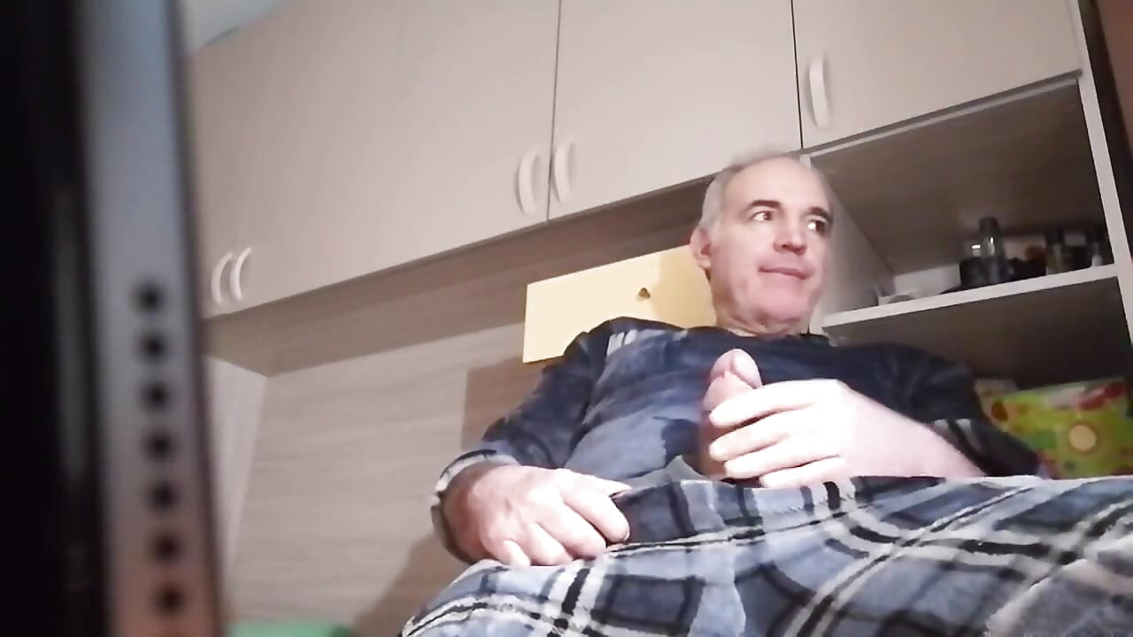 Daj mi svoje dupe, hoću da te jebem!