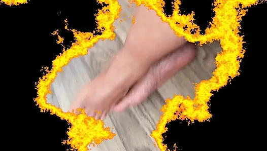 Soles Sex Goddess Bee First BBW Footjob