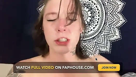 Pelacur anal penurut