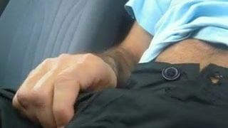 Masturbarse en el coche