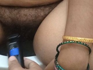 Ehemann rasiert behaarte große Muschi der indischen Ehefrau - Teil 1