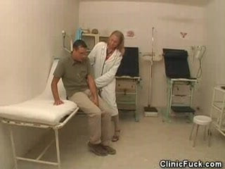 Kinky Clinic Action