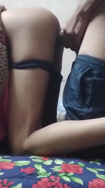 Must-share moment from "Indian desi bhabi ki must chudai ki"