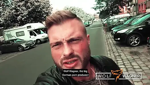 Kevin White ve HarleenVan Hynten Berlin'de açık havada seks sırasında çıldırdı! WolfWagner