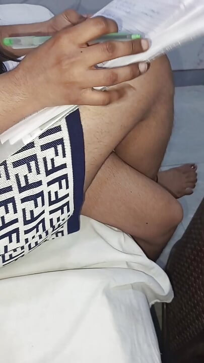 Miss Mahi 2007 send your body to your teacher to qualify