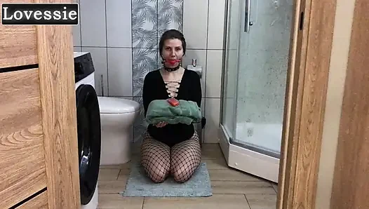 An obedient, hot MILF with a big butt serves her master and becomes a piece of human furniture - Lovessie