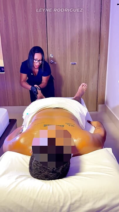 Sensual Manual Massage POV - Big Built Amateur Guy Happy Ending