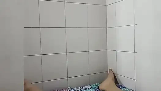 Шлюха моей подруги приехала в Нью-йорк и уже трахается в ее задницу