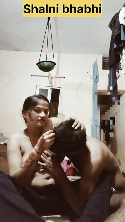 Shalni bhabhi ki deshi chudai video
