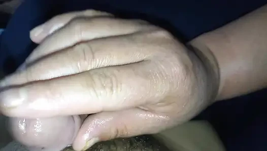 Video gadis desa nepal lagi asik ngocok kontol kecil pacarnya le khelayara fusi jhareko