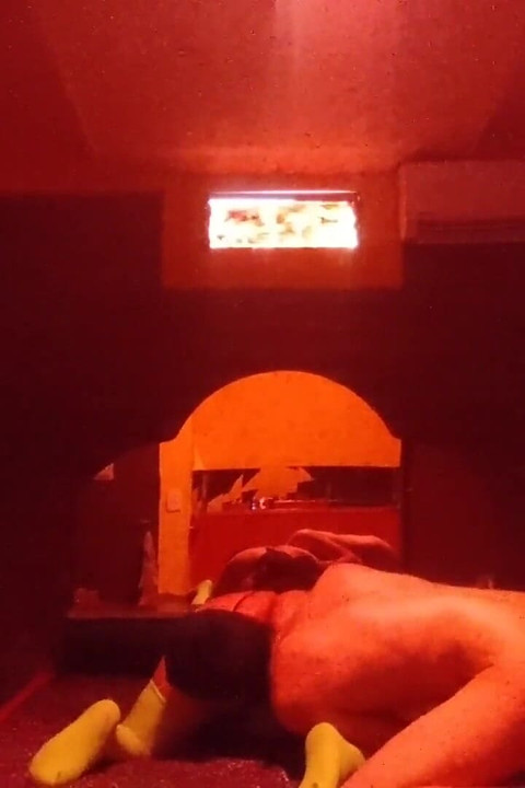 Le Chupo La Concha Y La Cola En Motel