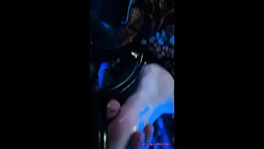 İlk topuk sikişi, daha fazla ayakla oynama derlemesi! Elara ve Pan'ın ayak fetişi eğlencesi keşfetmelerini izleyin!