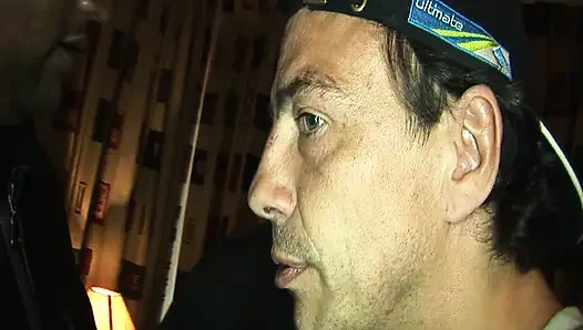 Похороненная красота в песке: дикий фетиш-секс на природе