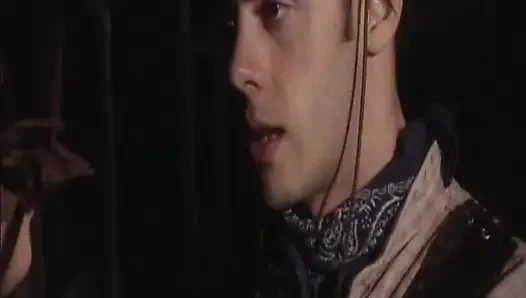 Doğal memeli esmer Alman nostaljik sikiliyor