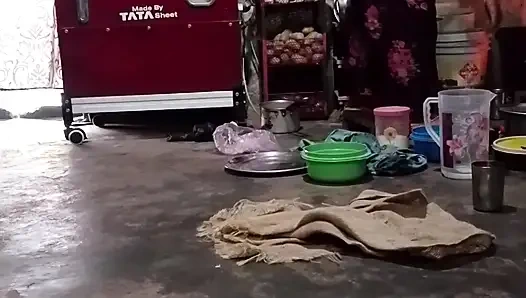 Secret sex with real brother-in-law made video again in Hindi audio Desi Bhabhi Dewar