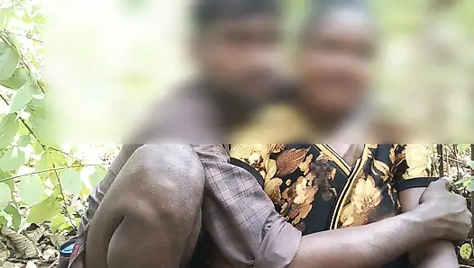 I went to the forest to meet a friend, so I had a lot of fun