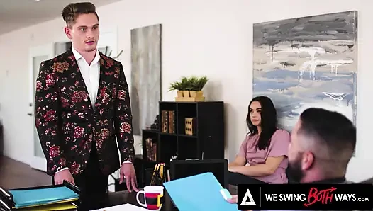 WE SWING BOTH WAYS - Perfect Bisexual DP And Cum Sharing During Hot Threesome