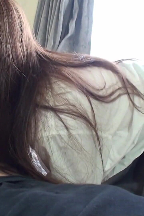 甜美日本女孩的小穴被射滿精液
