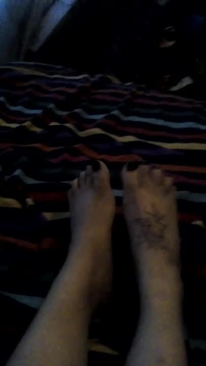 Foot goddess cherry