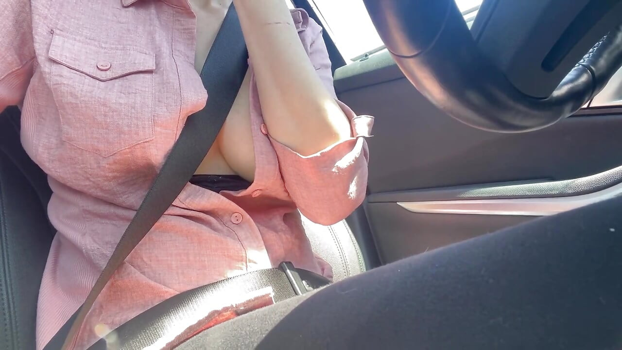 Flashing My Juicy Tits While I Drive Around
