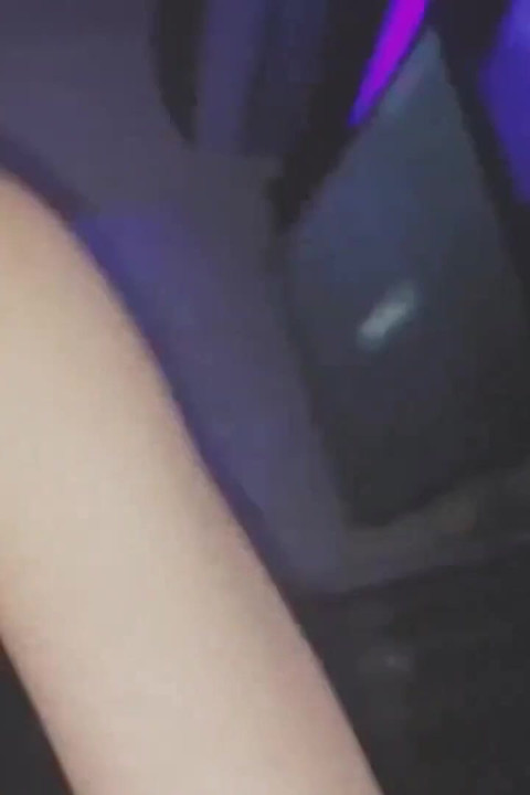 スラッティ・アジアンズ 0432。目隠しをした彼女の好きなセックス