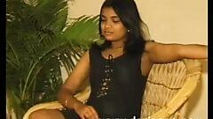Garanhão branco fodendo uma prostituta indiana em Mumbai