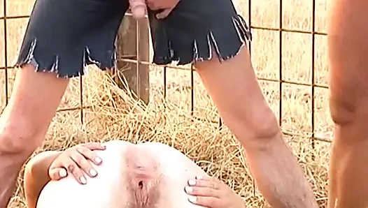 Curvy Lady From Germany Got Pee and Cum All Over Her Face