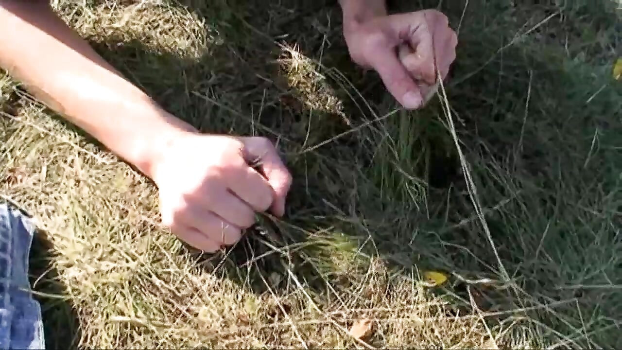 Sunbathing teen screwed by a mature man in the country side