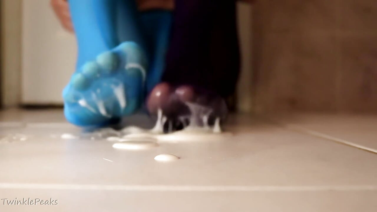 Cum-soaked Pantyhose